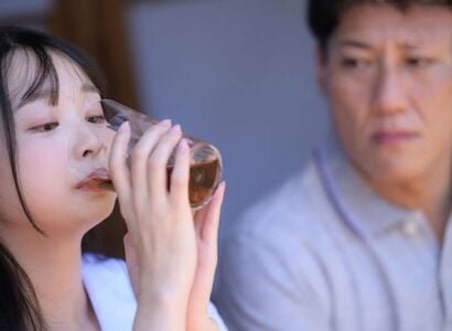 Phát hiện cháu gái có bạn trai, chú tức giận và hành vi không chấp nhận